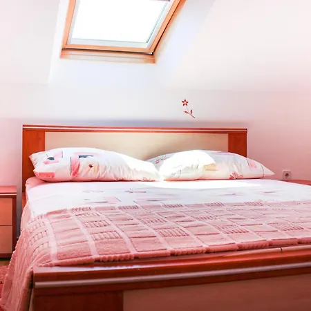 Apartment Marusic Vinisce