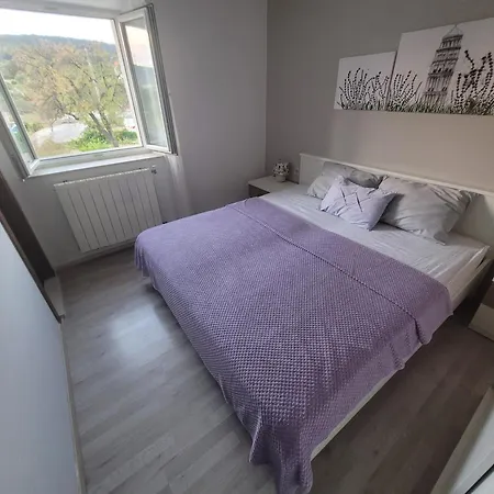 Apartment Marusic Vinišće