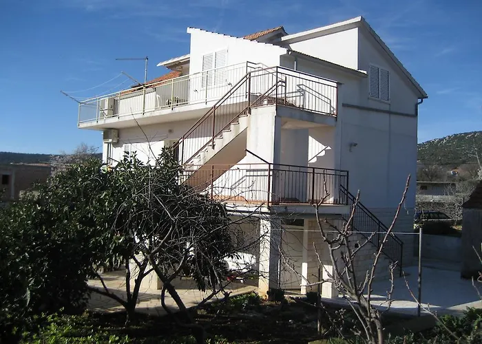 Apartment Marusic Vinisce
